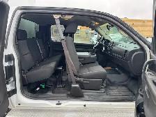 2013 Chevrolet Silverado 2500HD LT - ONLY 146K - LONG BOX - CLEA - Photo 16