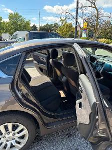 Nissan Car - Photo 6