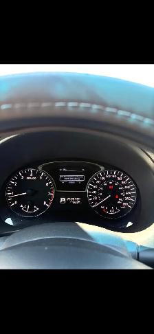 Nissan Car - Photo 8