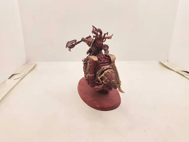 Warhammer 40k World Eaters Lord Invocatus Primed Red/w Gold