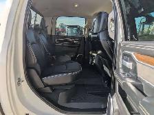 2024 Ram 3500 Laramie 6.7L/Diesel/Touch Nav/Camera - Photo 16