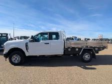 2025 Ford F-250 XLT 6.8L Gas/Deck w/Toolboxes 1829kms - Photo 10
