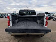 2024 Chevrolet Silverado 3500 LTZ 6.6L GAS/Nav/Sunroof/Camera - Photo 8