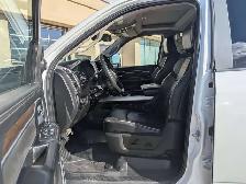 2024 Ram 3500 Laramie 6.7L Diesel/Touch Nav/Sunroof/Camera - Photo 14