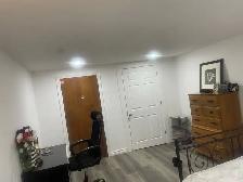 Highbury and Huron Room Rental $765 all incl. Seeking 1 Female - Photo 5