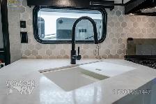 2024 Jayco Jay Flight 235MBH - Photo 8