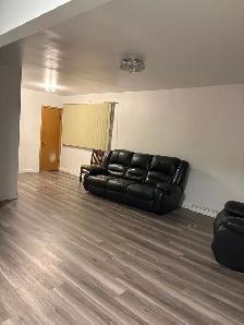 Beautiful Renovated 4-Bedroom Home for Rent in Transcona - Photo 3