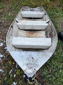 aluminum fishing boat. MAKE OFFER. I DELIVER