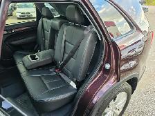 2011 Kia Sorento EX 4WD Bluetooth Rev. Cam, Leather Pano. Roof N - Photo 13