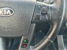 2011 Kia Sorento EX 4WD Bluetooth Rev. Cam, Leather Pano. Roof N - Photo 21