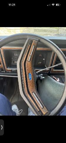 Ford 1991 E150 Passenger Wheelchair Van - Photo 9