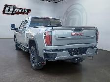 2025 GMC Sierra 3500HD AT4 4WD Crew Cab Standard Box AT4 - Photo 4