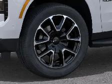 2027 Chevrolet Suburban 4wd 4dr Rst - Photo 12