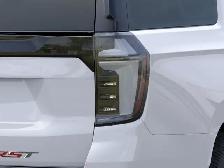2027 Chevrolet Suburban 4wd 4dr Rst - Photo 14