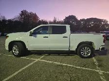 2023 Chevrolet Silverado 1500 Custom Crew Cab Short Box 4-Wheel - Photo 2