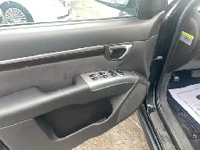 2010 Hyundai Santa Fe GL W/SPORT - Photo 9