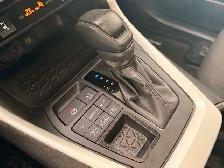 2024 Toyota RAV4 XLE - Photo 27