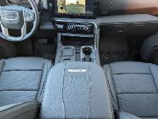 2026 GMC Sierra 3500HD Denali 4WD Crew Cab Standard Box Denali - Photo 22