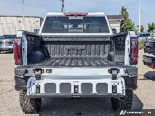 2026 GMC Sierra 2500HD AT4X Crew Cab Standard Box 4-Wheel Drive - Photo 10