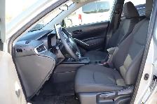 2026 Toyota Corolla Cross LE AWD - Photo 9