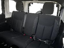 2018 Jeep Wrangler JK Unlimited Sahara / 4x4 - Photo 18