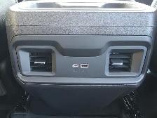 2026 Chevrolet Silverado 1500 LT Trail Boss Crew Cab Short Box 4 - Photo 19