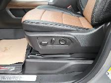2025 Chevrolet Silverado 3500HD High Country 4WD Crew Cab Long B - Photo 13