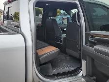 2025 Chevrolet Silverado 3500HD High Country 4WD Crew Cab Long B - Photo 21
