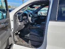 2026 Chevrolet Silverado 1500 LT Trail Boss Crew Cab Short Box 4 - Photo 8