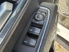 2026 Chevrolet Silverado 1500 LT Trail Boss Crew Cab Short Box 4 - Photo 9