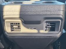 2026 Chevrolet Silverado 1500 LT Trail Boss Crew Cab Short Box 4 - Photo 20