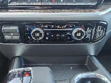 2026 Chevrolet Silverado 1500 LT Trail Boss Crew Cab Short Box 4 - Photo 35