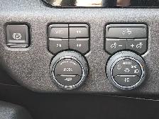 2026 Chevrolet Silverado 1500 LT Trail Boss Crew Cab Short Box 4 - Photo 46