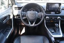 2021 Toyota RAV4 Hybrid - Photo 10