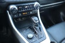 2021 Toyota RAV4 Hybrid - Photo 12