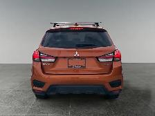 2020 Mitsubishi RVR SE - Photo 9