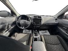 2020 Mitsubishi RVR SE - Photo 12
