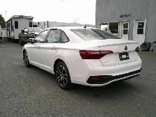 Volkswagen Jetta 2024 - Photo 3