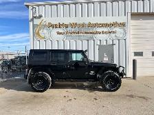 2012 Jeep WRANGLER UNLIMITED Sahara 4WD | Command Start | Heated - Photo 4