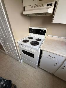 Spacious 2 Bedroom Unit For Rent - Washer and Dryer Included- - Photo 3