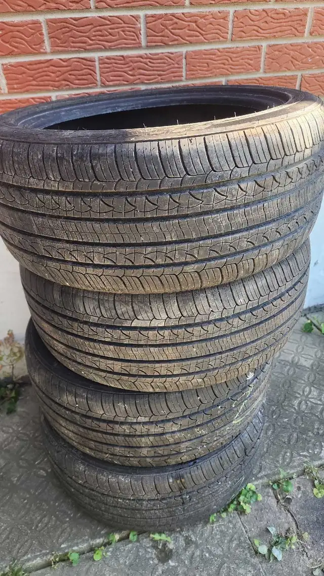 225/45/17 Alll Seasons Tires -NEXEN