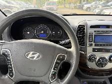 2012 Hyundai SANTA FE GLS - Photo 11