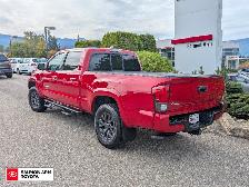 2023 Toyota Tacoma SR5, ONE OWNER, NO ACCIDENTS, HARD TONNEAU... - Photo 4
