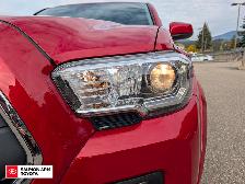 2023 Toyota Tacoma SR5, ONE OWNER, NO ACCIDENTS, HARD TONNEAU... - Photo 10