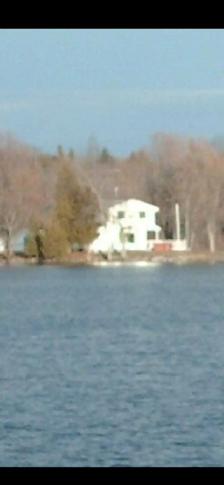 BEAUTIFUL WATERFRONT HOME NEAR KINGSTON ON. (VERONA) - Photo 2