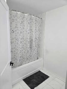 Rooms for rent on Longboat Run W. Brantford, - Photo 2