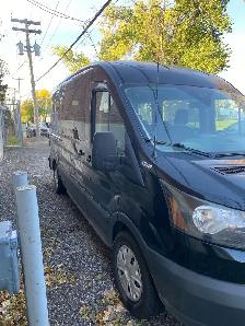 2017 Ford Transit 350 passenger van - Photo 3