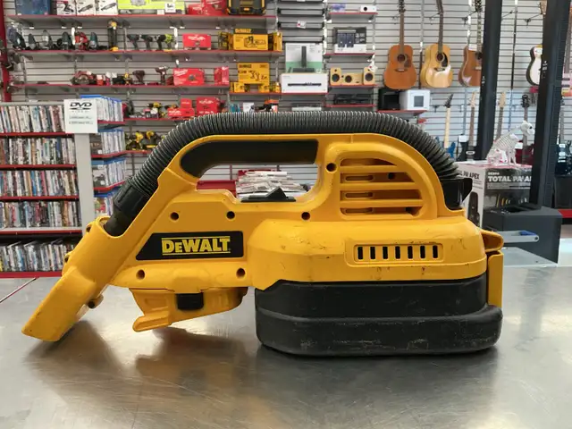 aspirateur Dewalt