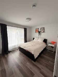 2 Bedrooms - 1 Bathroom - CA$1525/month