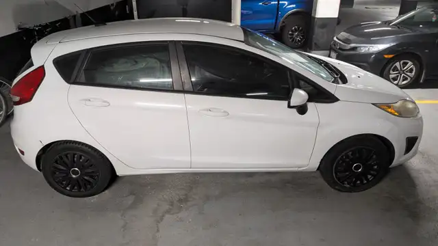2008 Ford Fiesta – Runs Great, Excellent Shape (Actually 2012)